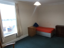Massive room, Highfield rd, Doncaster town centre (44-3)